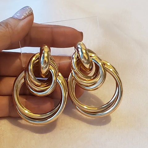 Gold Circle Statement Earrings | Style No. 132