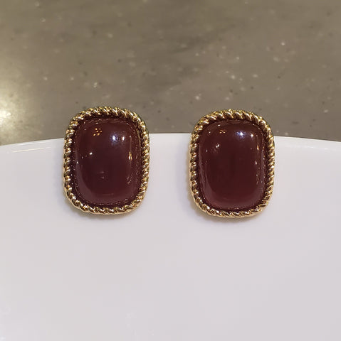 Antique Stud Earrings In Brown | Style No. 136